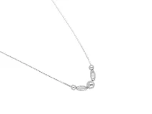 Collar de plata 925 con cadena veneciana y tres bolitas de plata facetadas.