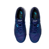 Championes de pádel Asics modelo Gel Padel Pro 5, color azul con detalles en celeste y blanco. Presentan un diseño técnico con malla transpirable y refuerzos sintéticos, ideales para el rendimiento en cancha.
