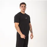 Remera negra de algodón y elastano, corte slim fit, con cuello redondo y logo 'GAINS' estampado en el pecho.