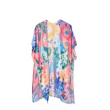 Kimono de gasa sintética liviana con estampado floral multicolor estilo acuarela, de calce suelto y ruedo recto con caída natural.