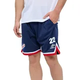 Short de fútbol Umbro del Club Nacional de Football, de color azul marino con detalles en blanco y rojo en los dobladillos. Cuenta con el escudo del club en una pierna y el logo de Umbro junto al número 22 en la otra.
