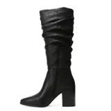 Botas de caña alta Bottero modelo Roma, confeccionadas en cuero negro con textura granulada. Presentan un diseño con efecto arrugado en la caña, puntera redondeada y taco cuadrado de altura media.