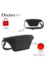 Riñonera negra de la marca Las Oreiro, con un bolsillo frontal con cierre y un detalle metálico en forma de labios. La correa es ajustable y tiene el logo de la marca.