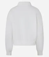 Buzo canguro de cuello alto con cremallera corta y bolsillo frontal tipo canguro, en color blanco, confeccionado en mezcla de algodón y poliéster.