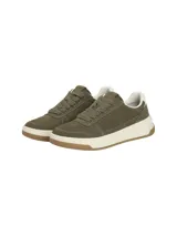 Zapatillas Tommy Jeans de corte bajo confeccionadas en ante de color verde militar, con suela chunky de goma blanca y detalle marrón en la suela inferior, cordones tono sobre tono y talón en contraste.