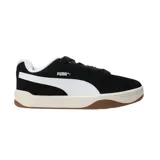 Championes Puma Park Lifestyle Easy, color negro con franja lateral blanca, suela de goma color crema y base marrón.