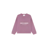 Sweater de punto color lila, con cuello redondo y diseño holgado. Cuenta con la inscripción "EME STUDIOS curated by ben ice" estampada en el frente en color blanco.