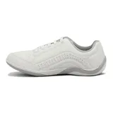 Championes Kolosh de mujer color blanco, con cordones y detalles de perforaciones en el lateral.