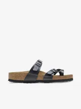 Sandalias Birkenstock Mayari color negro con tiras finas ajustables y plantilla anatómica de corcho.