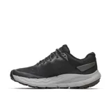 Championes de trail running Merrell modelo Nova 4, color negro con entresuela gris. Presentan parte superior de malla transpirable con refuerzos de TPU, cierre con cordones y suela de goma con tecnología Quantum Grip para mayor tracción.