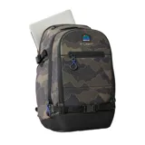 Mochila Rip Curl F-Light Posse 35L Search con diseño estampado de camuflaje en tonos verdes y negros, múltiples compartimentos con cierre, correas de compresión frontales y base negra reforzada.