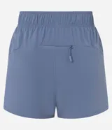 Bermuda deportiva Get Over modelo runner color beige, con cintura elástica, bajo redondeado y aberturas laterales. Cuenta con un pequeño bolsillo funcional trasero.