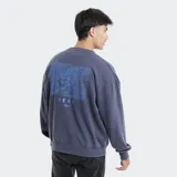 Buzo de cuello redondo Reef, color gris con efecto lavado, de corte holgado y mangas largas con puños acanalados. Presenta un pequeño logo bordado en el pecho.