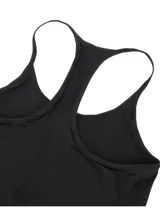 Musculosa deportiva Under Armour Vanish Racerback de color negro, con diseño de espalda deportiva y tirantes elásticos con la inscripción de la marca. Confeccionada en tejido transpirable, ligero y elástico con aberturas laterales en el bajo.