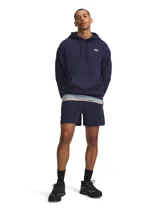 Short Under Armour Rival Fleece color azul marino, de felpa ligera de mezcla de algodón con cintura elástica y cordón ajustable.