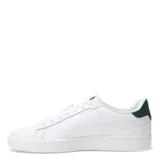 Championes urbanos Puma modelo Smash 3.0 L, color negro con detalles en blanco. Confeccionados en cuero sintético, presentan el logo de la marca en el lateral y la lengüeta, con cierre de cordones y suela de goma resistente.