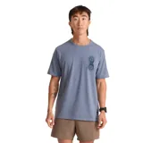 Remera técnica azul de manga corta, confeccionada en tejido liviano y de secado rápido, con pequeño estampado circular en el pecho.
