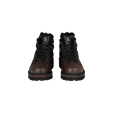 Botas acordonadas de cuero marrón oscuro, con suela track, forro interno de pelo sintético y detalles en negro.