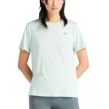 Remera deportiva New Balance de manga corta, color verde menta, con cuello redondo y logo de la marca estampado en el pecho.