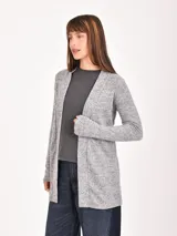 Saco abierto de tejido de punto, color gris melange, con diseño de corte recto y mangas largas.