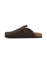 Zueco de cuero marrón oscuro con hebilla metálica lateral ajustable, suela de corcho y base de goma negra.