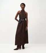 Pollera midi en crepé de viscosa, con cintura estructurada y estampado de animal print.