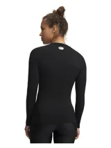 Remera térmica de manga larga Under Armour, modelo HeatGear, diseñada como capa base de alto rendimiento. Presenta un ajuste ceñido al cuerpo, cuello redondo y costuras ergonómicas para evitar rozaduras. Incluye el logo de la marca estampado en el pecho.