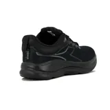 Championes deportivos Diadora modelo Altix, color negro, confeccionados en tejido jacquard con suela de EVA y TPR. Diseño ergonómico ideal para running y entrenamiento.