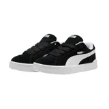 Championes Puma modelo Park Lifestyle Easy, de diseño urbano en color negro con detalles en blanco. Confeccionados en gamuza con la icónica franja lateral de la marca y suela de goma resistente.