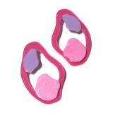 Aros colgantes de acrílico fucsia con apliques de acrílico lila y rosa con glitter.