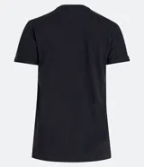 Remera tipo t-shirt de algodón, color beige claro, con cuello redondo y mangas cortas dobladas.