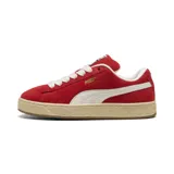 Championes Puma modelo Suede XL, color rojo con detalles en blanco y suela de goma texturizada en tono crema.