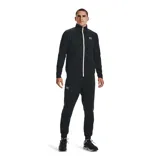 Campera deportiva Under Armour con cierre frontal completo en color blanco, cuello alto y logo de la marca estampado en el pecho. Cuenta con bolsillos laterales y puños elásticos.