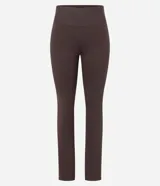 Pantalón deportivo de corte recto confeccionado en microfibra, con cintura elástica de tiro alto y diseño liso.