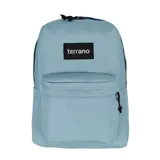Mochila clásica de color celeste con parche frontal de la marca Terrano en color negro. Cuenta con un compartimento principal con cierre, un bolsillo frontal amplio con cierre y bolsillos laterales. El interior incluye una división para notebook.