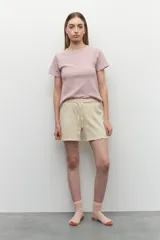 Short de pijama color rosa, de algodón con cordones y elástico en la cintura.