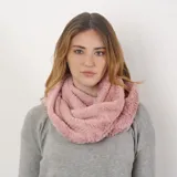 Bufanda circular de piel sintética color rosa con textura de espiga.