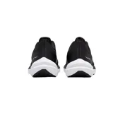 Championes Nike Air Winflo 9 de mujer, color negro con detalles en blanco.