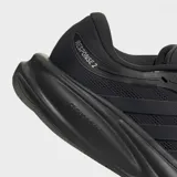 Championes de running Adidas Response 2, color negro con exterior de malla transpirable, mediasuela Cloudfoam+ y suela de caucho.