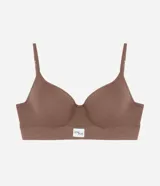 Soutien top femenino color marrón, confeccionado en poliamida sin costuras, con escote en V, breteles finos ajustables y copas. Cierre con ganchos y ojales en la espalda.
