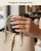 Anillo de acero italiano con baño de oro, diseño calado con patrón geométrico circular.