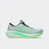 Championes de running Asics Gel Cumulus 28, color verde menta con detalles en verde lima y suela blanca. Presentan tecnología de amortiguación FF BLAST MAX y suela FLUIDRIDE para mayor reactividad y transiciones fluidas.