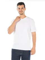 Remera de algodón de manga corta con cuello en V, diseño liso y monograma de la marca bordado en el pecho.