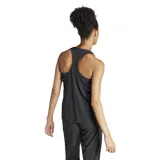 Musculosa deportiva Adidas Adizero Essentials, color negro con logo blanco en el pecho y espalda deportiva.