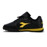 Championes de fútbol Diadora Sirio TF Teen, color negro con detalles en amarillo.