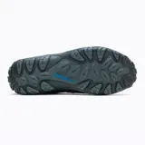Zapatillas de senderismo Merrell Accentor 3, color negro con detalles en azul. Capellada de gamuza y malla transpirable, cordones y correas reciclados, lengüeta que evita la entrada de residuos, puntera de goma protectora, forro de malla reciclada, plantilla de espuma EVA reciclada, entresuela de espuma EVA ligera y suela exterior de goma con tracción duradera.