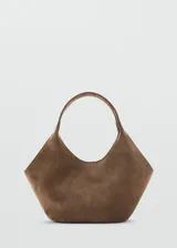 Bolso de mano de piel de serraje, color marrón, con diseño estructurado, dos asas cortas, forro interior y cierre de botón magnético.