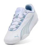 Championes Puma modelo Catch Soleil para mujer, color blanco con detalles en celeste, confeccionados en material sintético con la característica franja Formstrip de la marca y logo en el lateral.