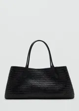 Bolso tipo tote grande de cuero color negro con diseño trenzado y doble asa de hombro.