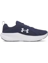 Championes de running Under Armour modelo Assert 11, color azul marino con entresuela blanca y logo de la marca en contraste. Confeccionados con parte superior de malla transpirable y revestimientos de cuero resistente para mayor soporte.